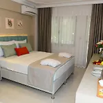 Rose Garden Premium Timebasishotel *