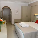 Rose Garden Premium Hodinový hotel Kemer