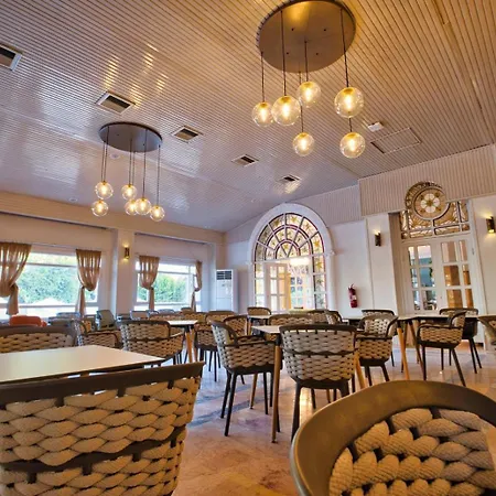 Rose Garden Premium Hotel miłości *