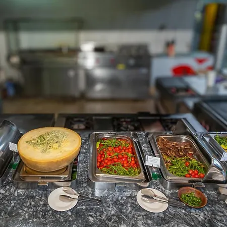 Love hotel Rose Garden Premium *